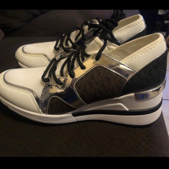 Michael Kors Shoes - Picture 3 of 3